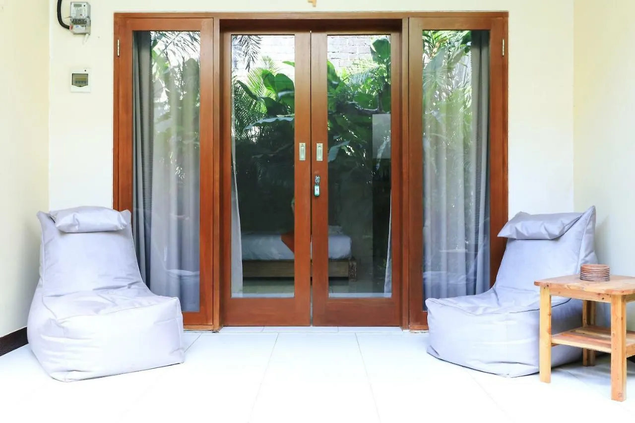 Kubu Kenak Guesthouse Seminyak 2*,