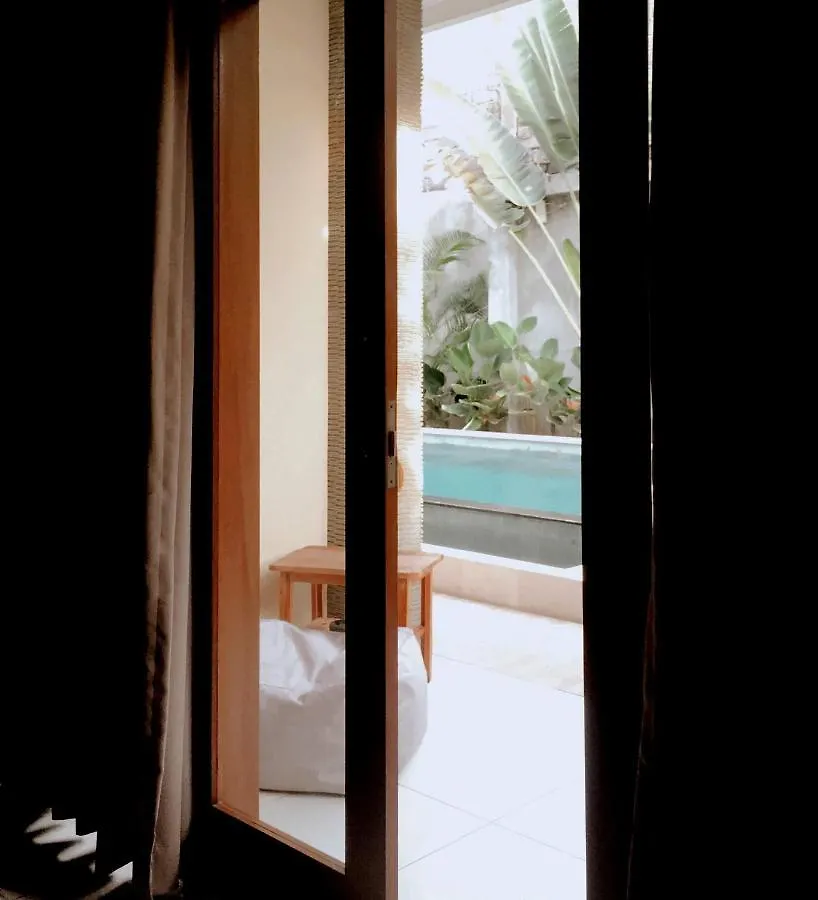 Penzion Kubu Kenak Guesthouse Seminyak