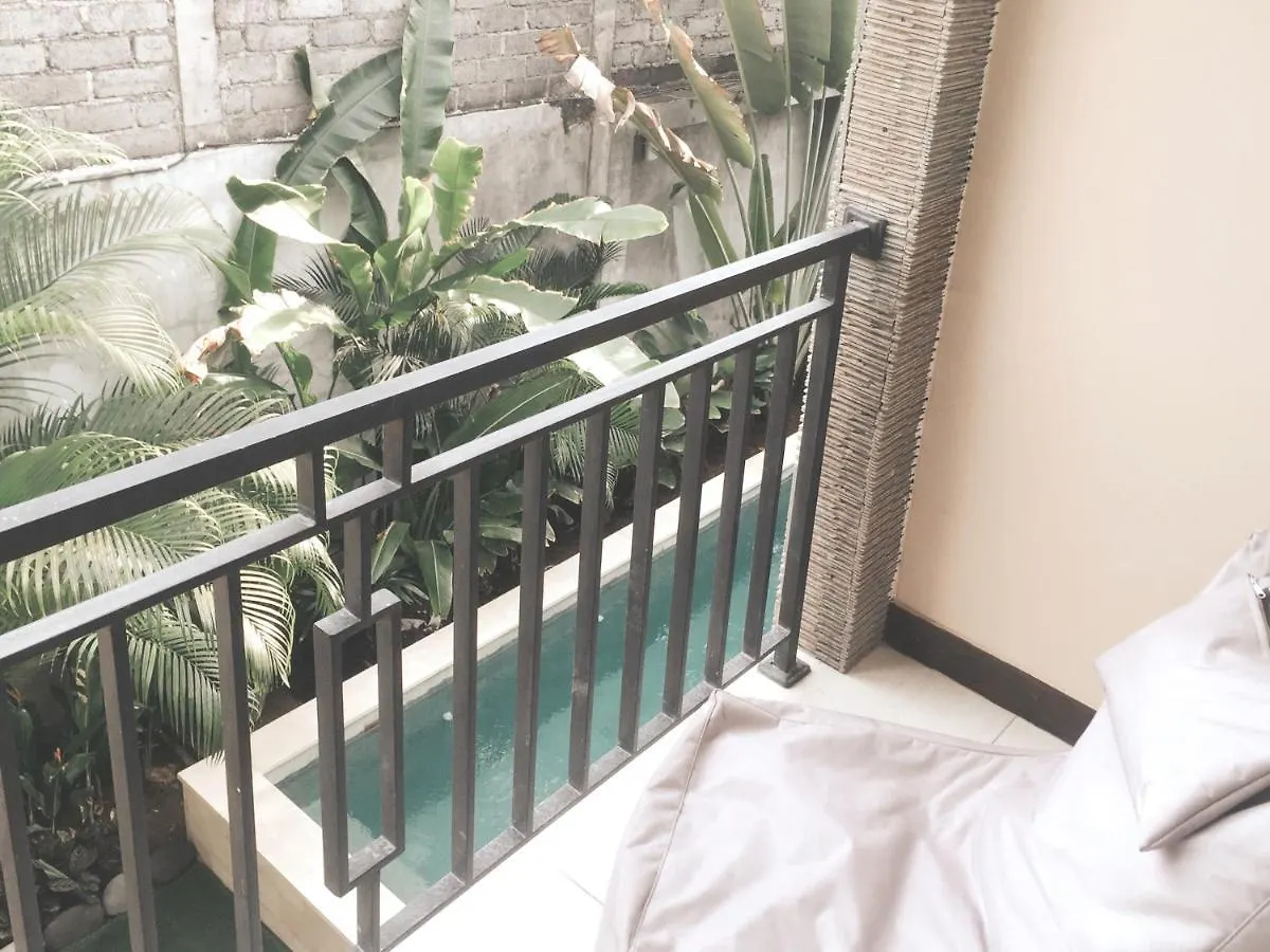 Kubu Kenak Guesthouse Seminyak Penzion